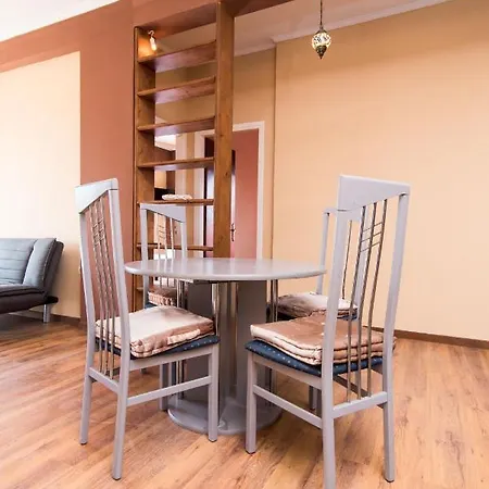 Southgate מלון דירות אגיוס גיורגיוס