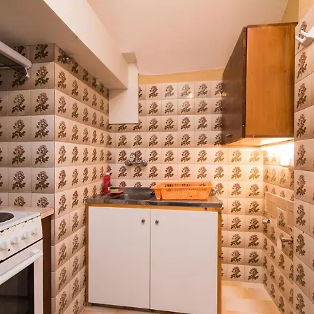 Southgate آغيوس غيوريوس