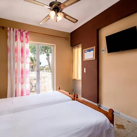 Southgate Aparthotel 3*