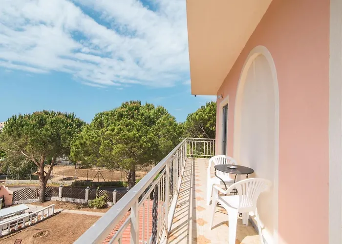 Апарт-отель Southgate 3*