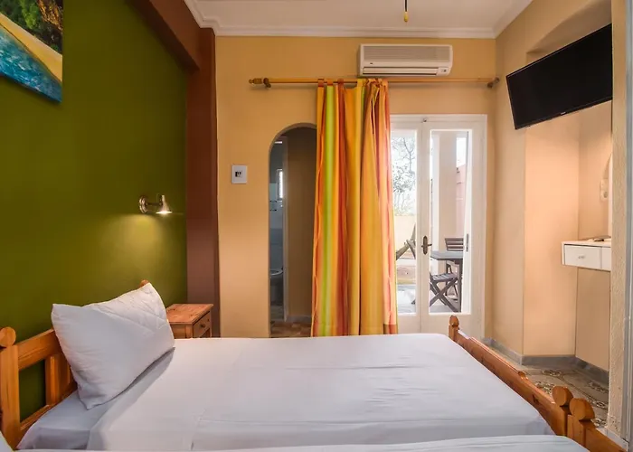 Апарт-отель Southgate 3*